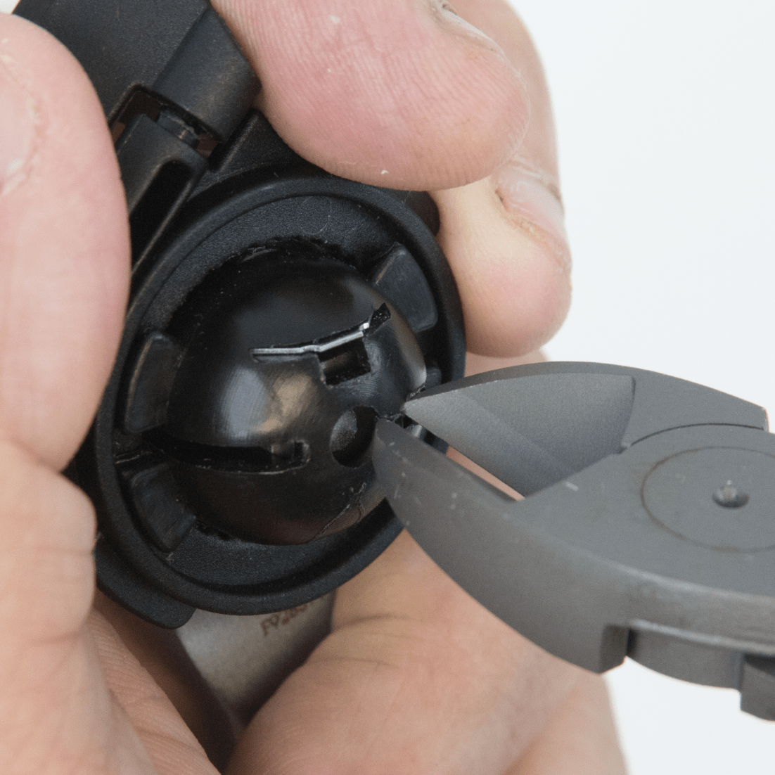 How To Remove Anti-Theft Ratchet and Socket Tags - KC Tool