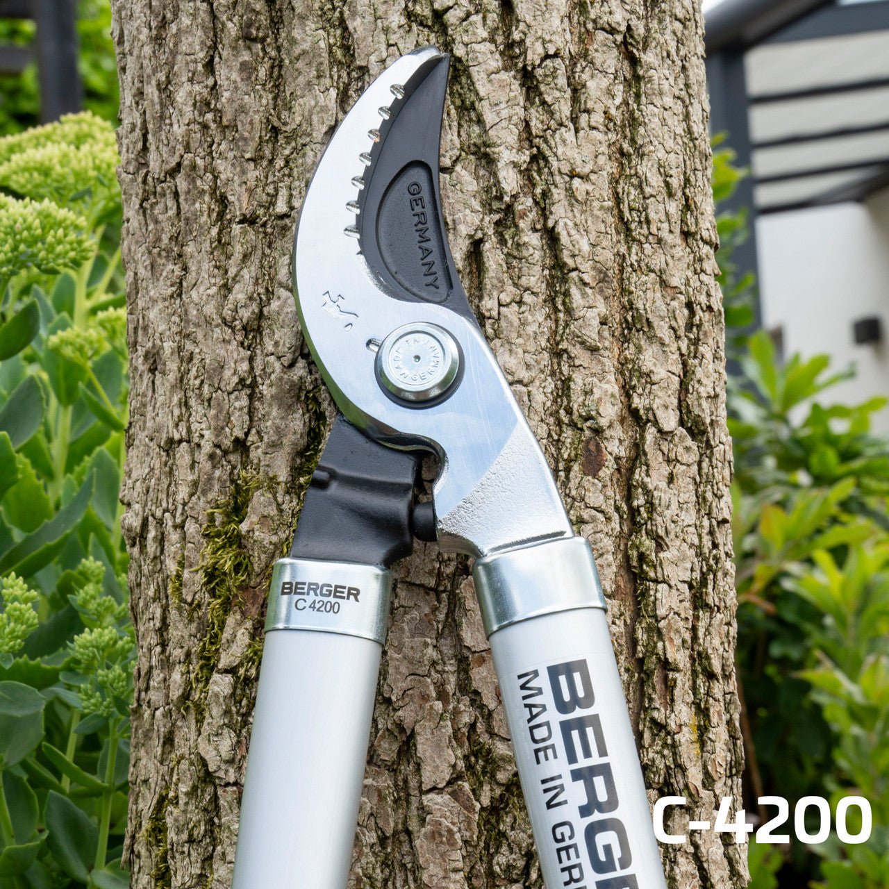 Berger Bypass Lopping Shears with Aluminum Handles and Cork Grips, 24" - BGC4200 - KC Tool