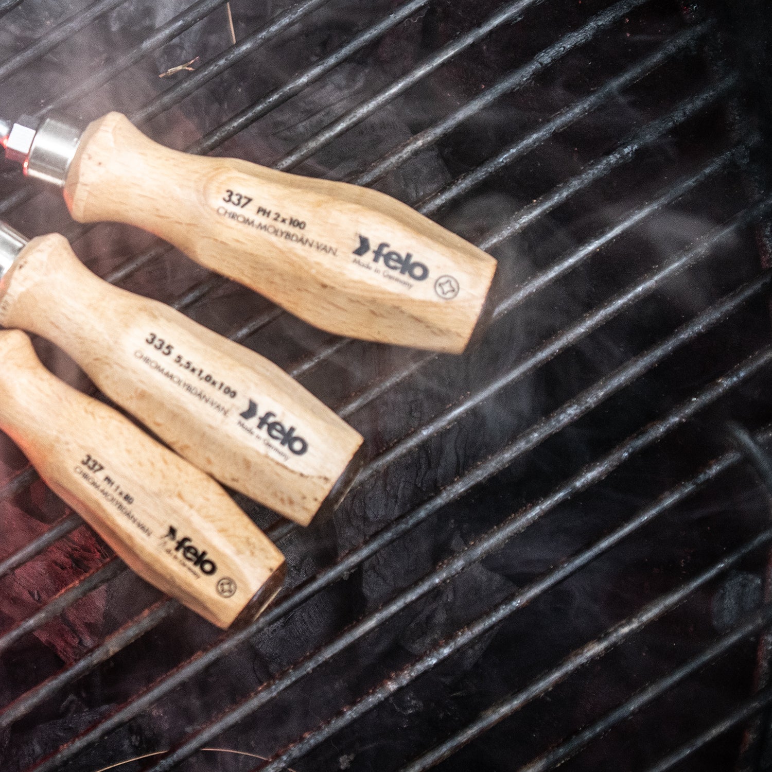 Felo Wood Handle Slotted and Phillips Screwdriver Set, 3 Pieces - F65929 - KC Tool