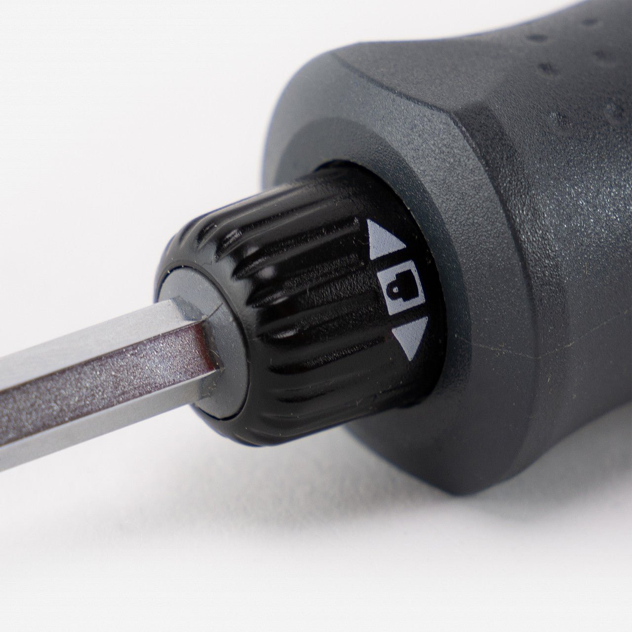 Gedore 2169 SilentGEAR Ratcheting Screwdriver with Magazine Handle, 1/4" Bit Holder - GR3031691 - KC Tool