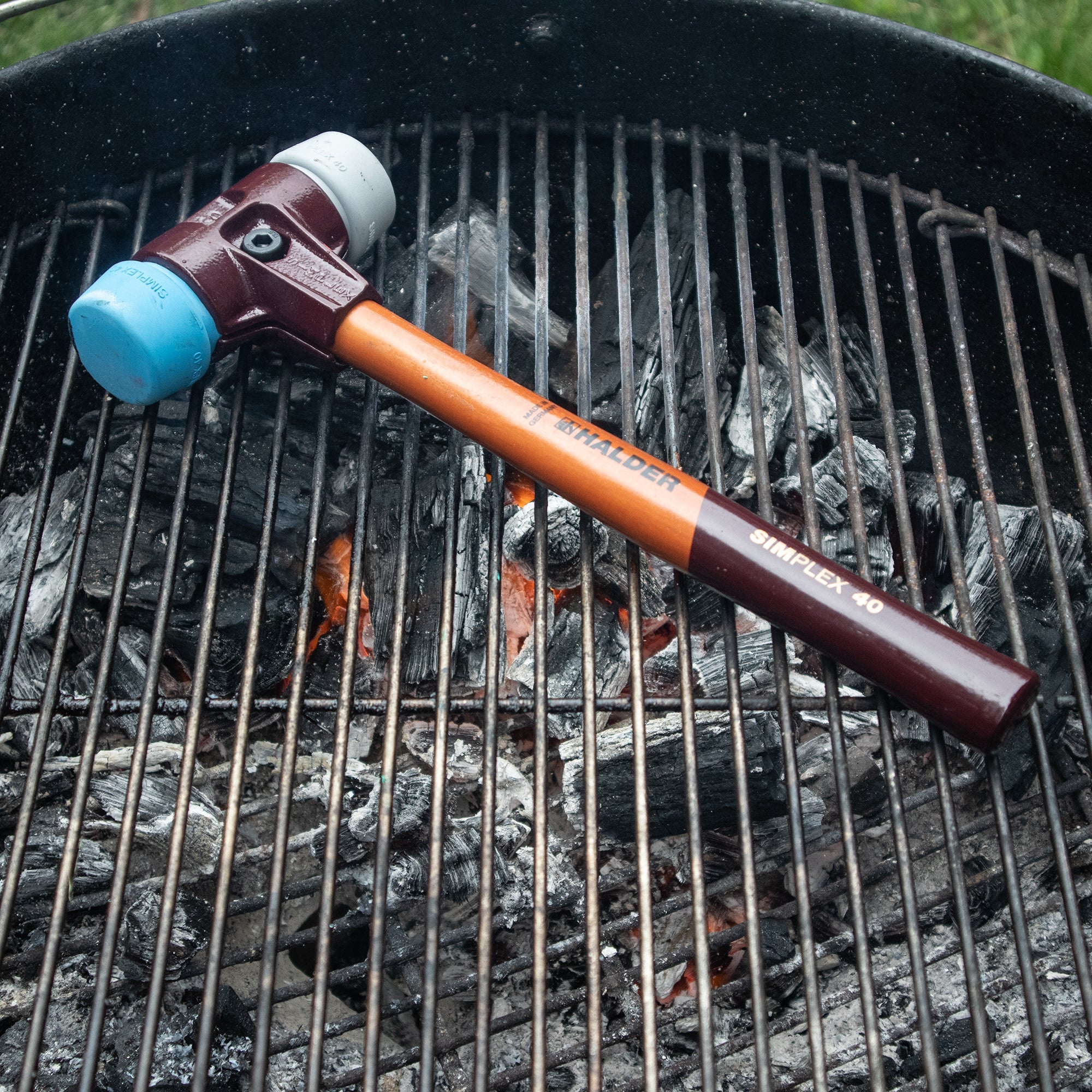 Halder Simplex Mallet with Soft Blue Rubber/Grey Rubber Inserts and Cast Iron Housing, 1.57" / 21.87 oz. - HA3013.040 - KC Tool