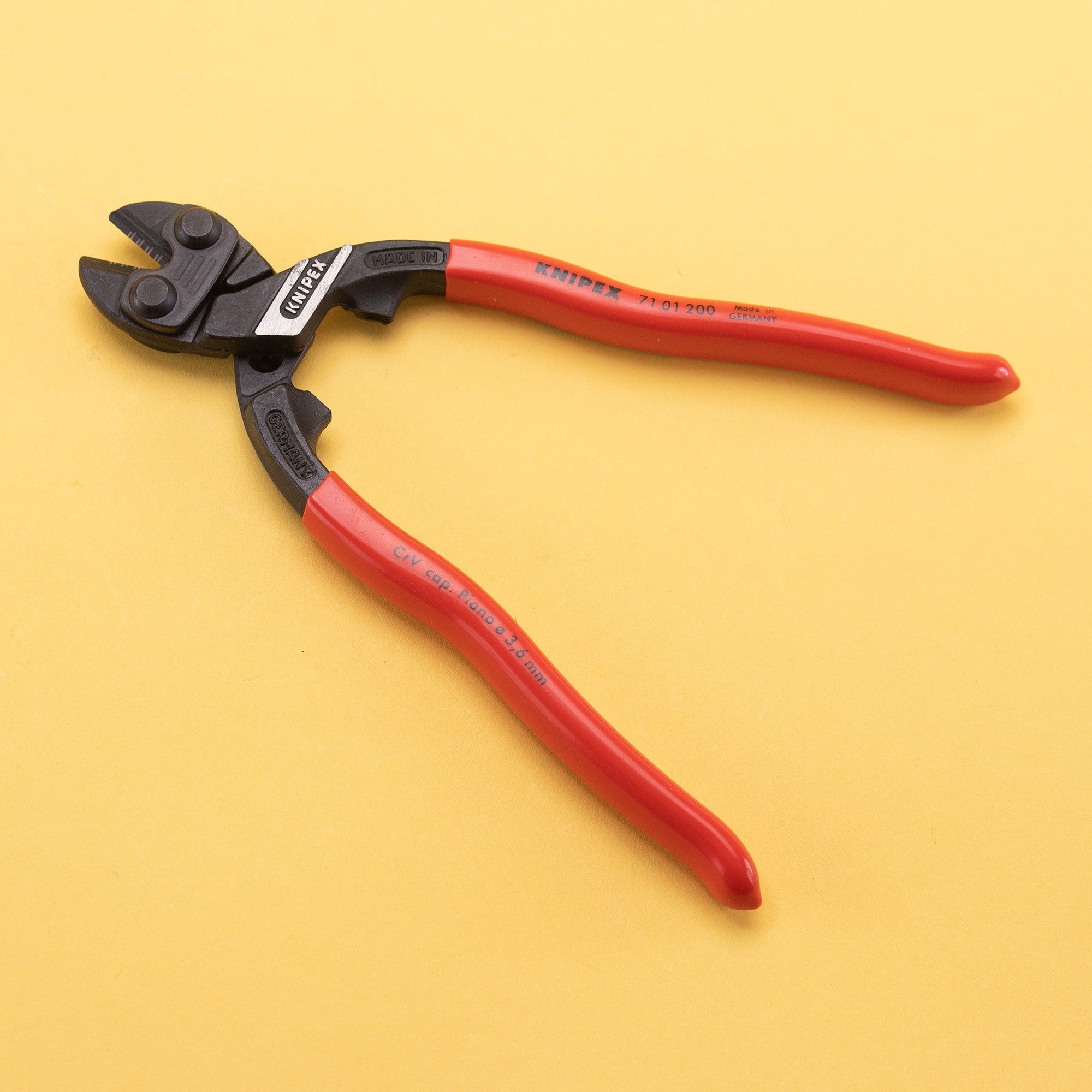Knipex 8" Cobolt Compact Bolt Cutters - Plastic Grip - 7101200 - KC Tool