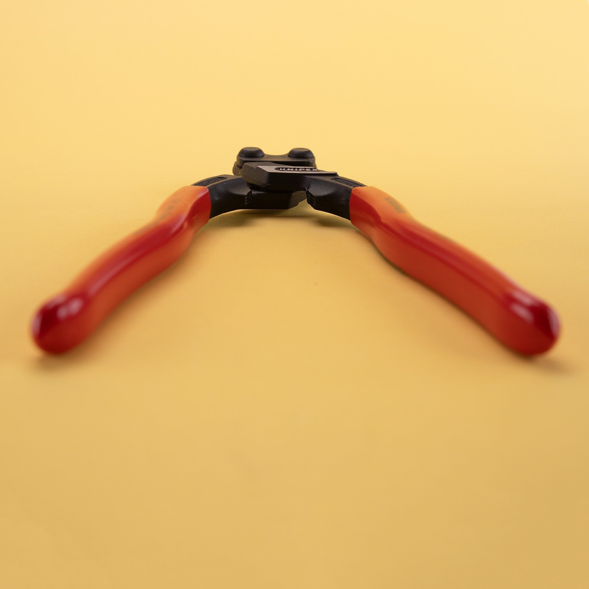 Knipex 8" Cobolt Compact Bolt Cutters - Plastic Grip - 7101200 - KC Tool