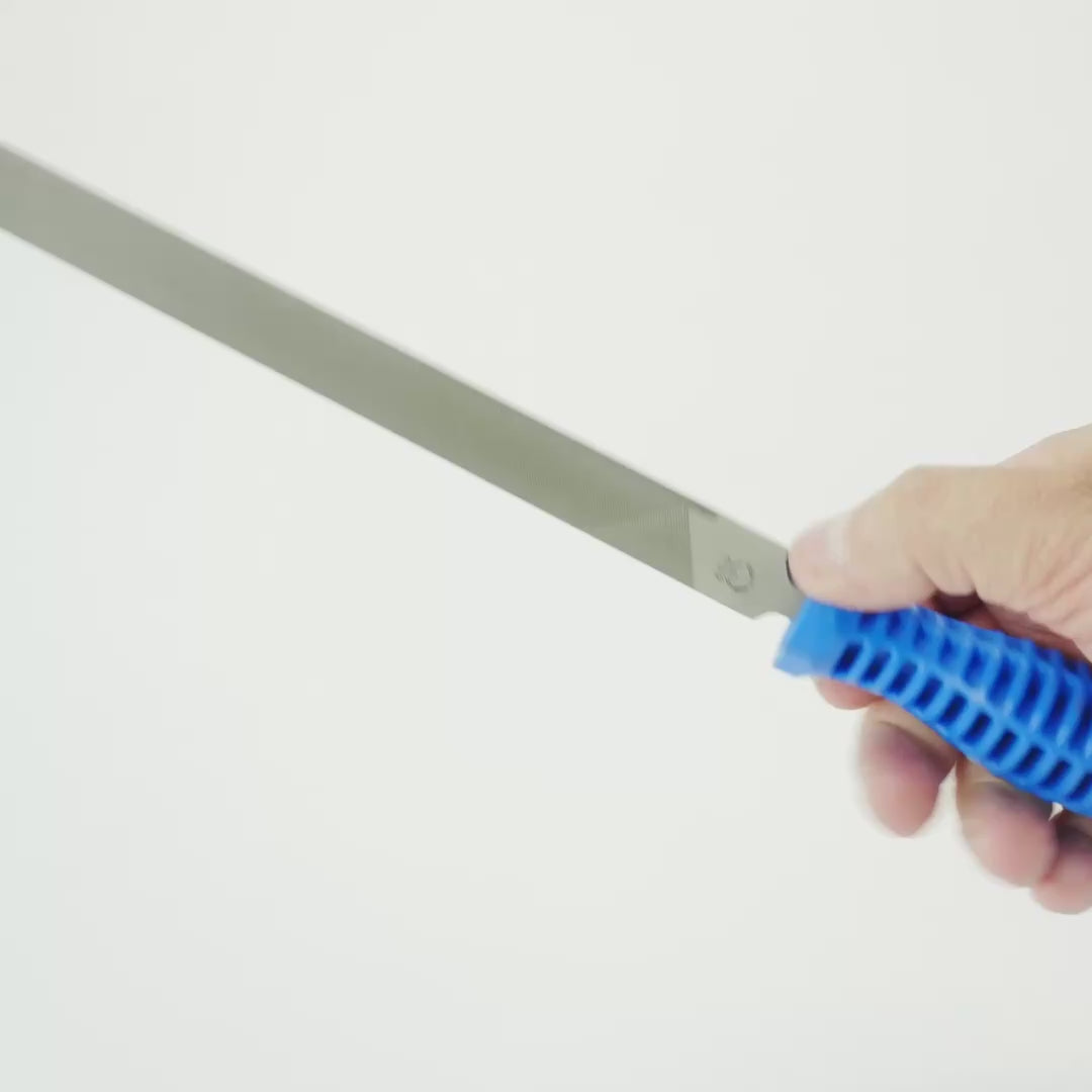 Load video: Gedore 8701 2-8 Hand file 8", 200x20 mm