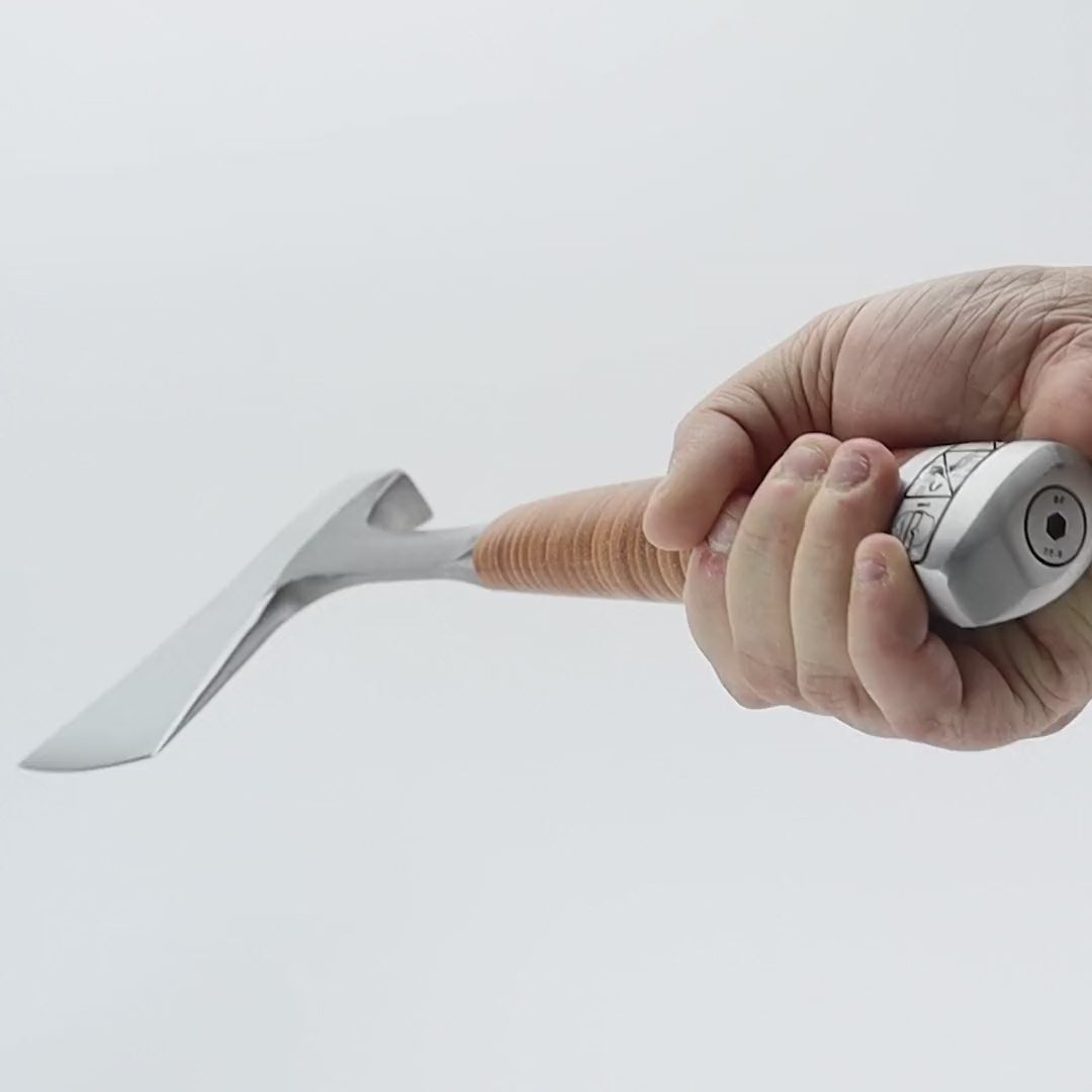 Load video: Halder Hatchet with Full Steel Handle and Leather Grip, 3.54" / 35.27 oz.