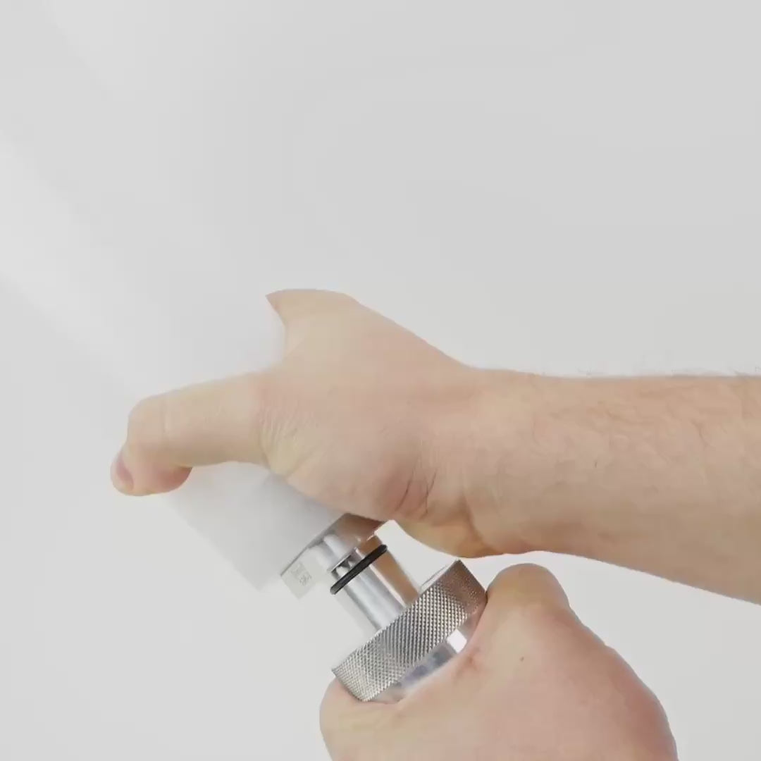 Load video: Hazet 198-10/2 Engine Oil Filling Funnel