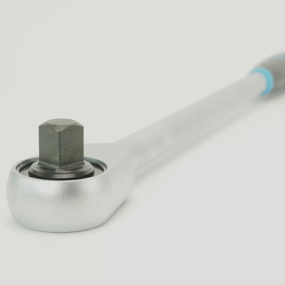 Load video: Hazet 916HPL Fine Tooth 1/2" Reversible Ratchet, Long