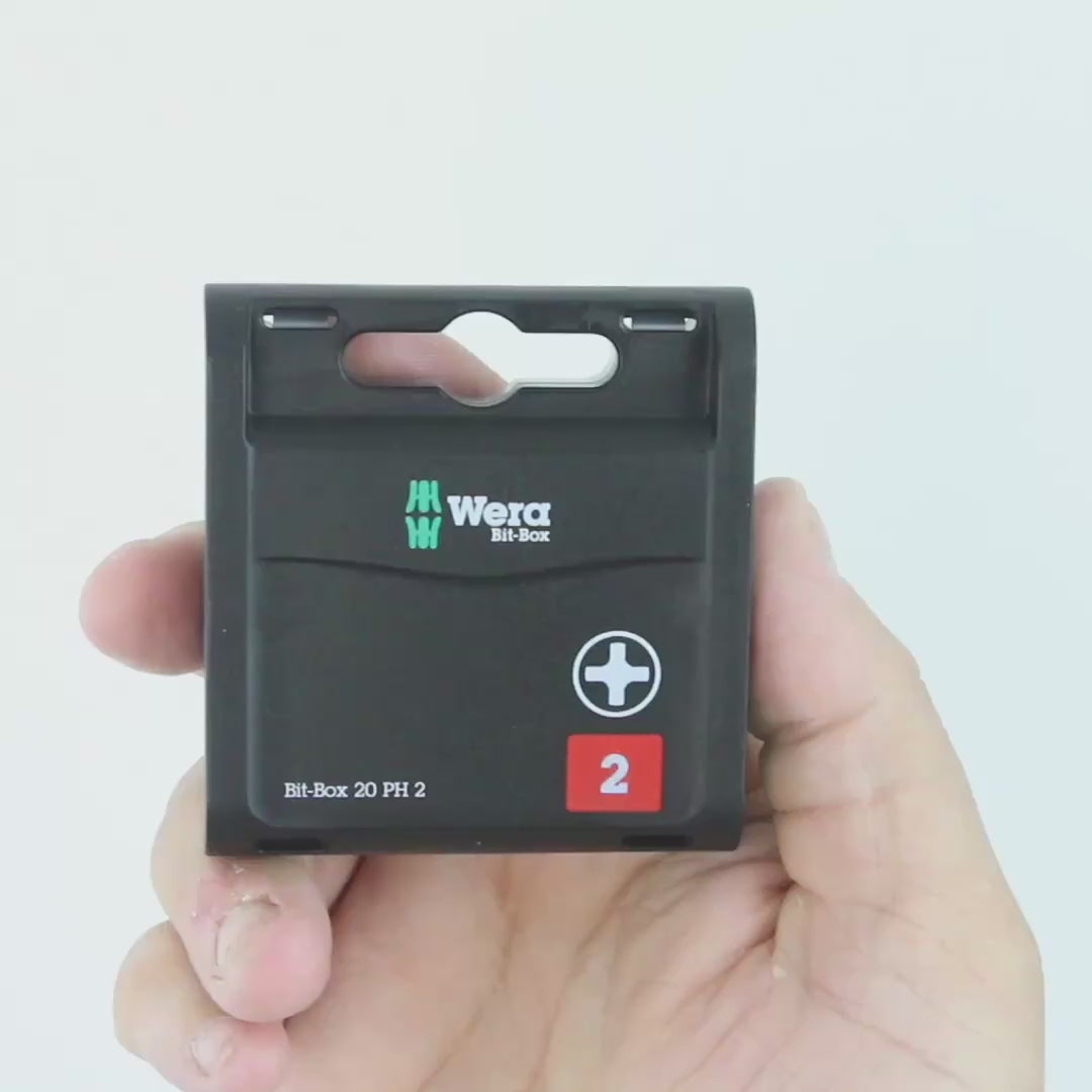 Load video: Wera 057750 Bit-Box 20 PH Phillips #2