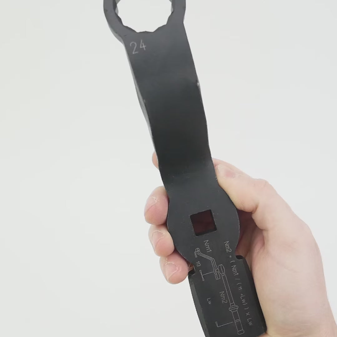 Load video: Hazet 2872FS-24 Offset Box End Wrench with Two Striking Faces, 24mm, 12 Point