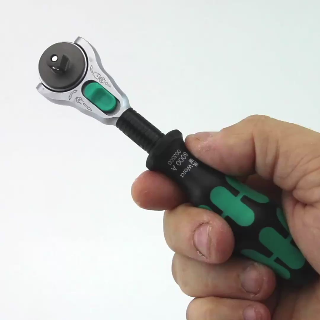 Load video: Wera 003500 Zyklop Ratchet 1/4" Drive