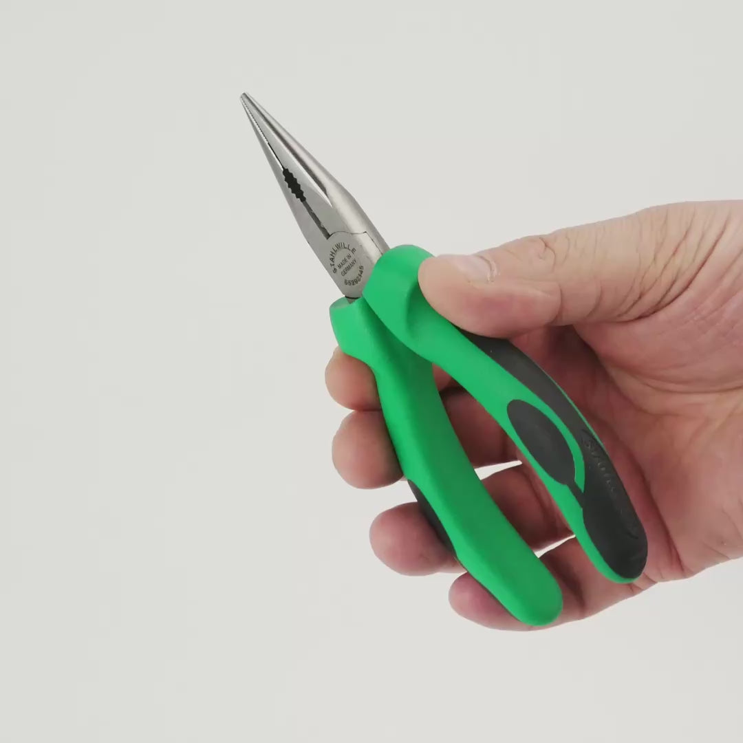 Load video: Stahlwille 6529 Snipe Nose Pliers with Cutter (Radio or Telephone pliers), 140 mm, Polished, Multi-component