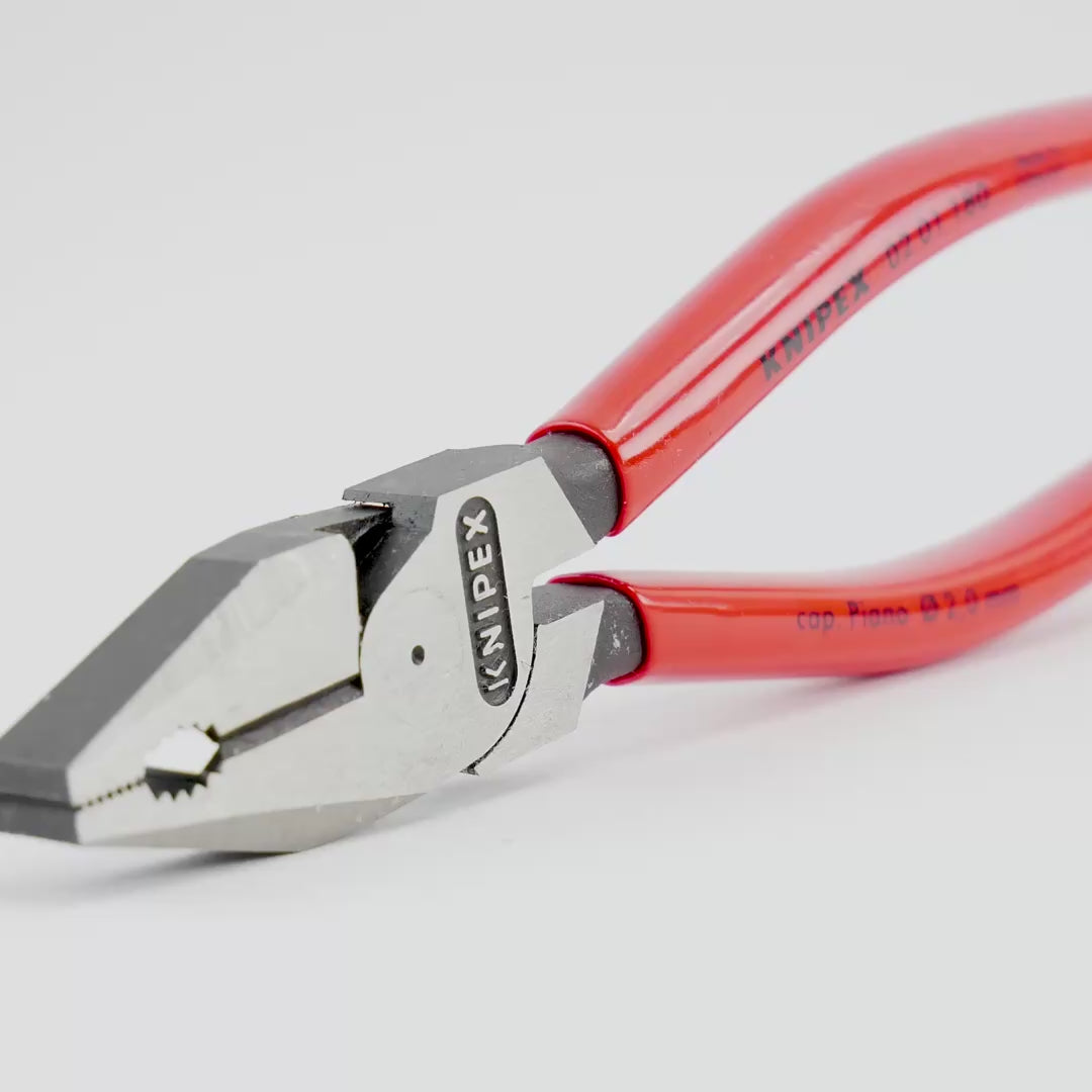 Load video: Knipex 7" High Leverage Combination Pliers - Plastic Grip