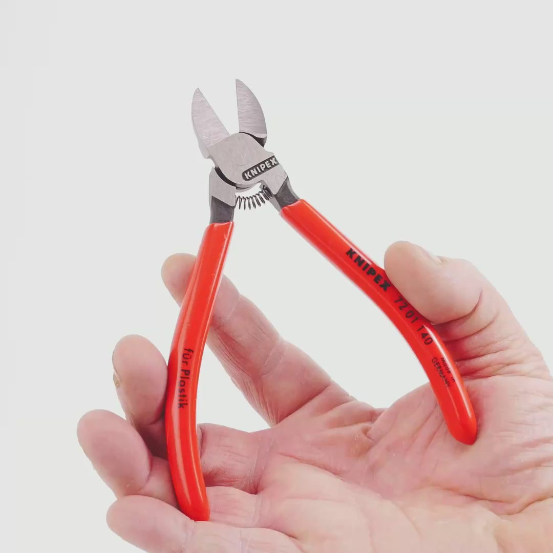 Load video: Knipex 5.5" Diagonal Cutters for plastics - Plastic Grip