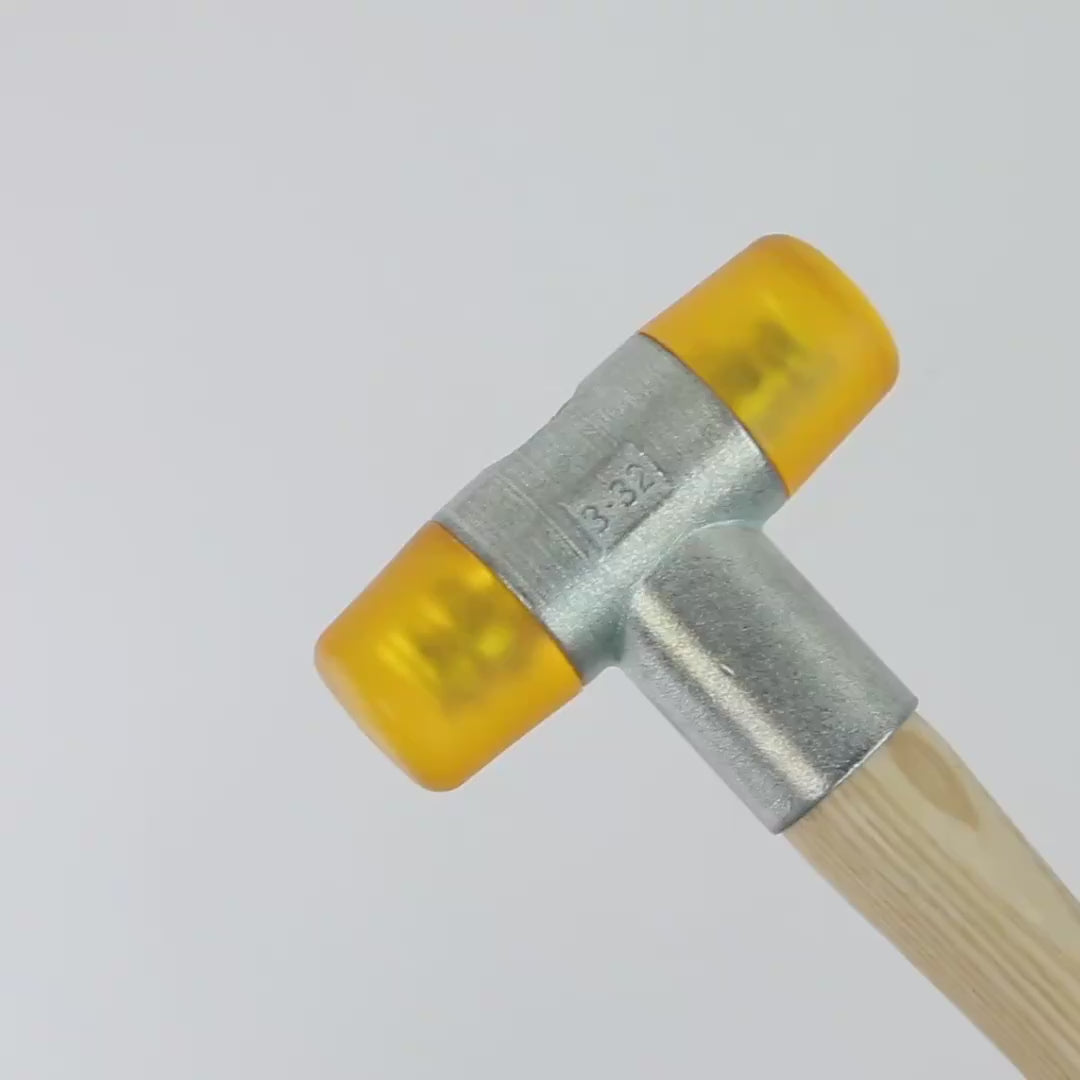Load video: Wera 000015 Soft-faced Hammer with Cellidor Head Sections - #3 (32mm)