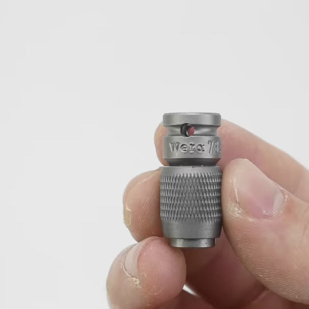 Load video: Wera 042750 1/4" Square to 1/4" Hex Adaptor with Quick-Release Chuck
