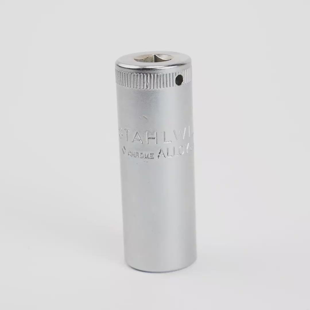 Load video: Stahlwille 40L Extra Deep Socket, 1/4" Drive, 6 Point, 13 mm