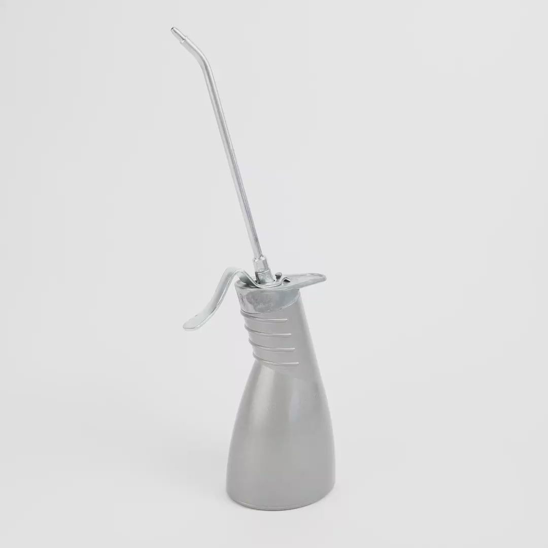 Load video: Gedore 298-04 Oil can, 300 ml