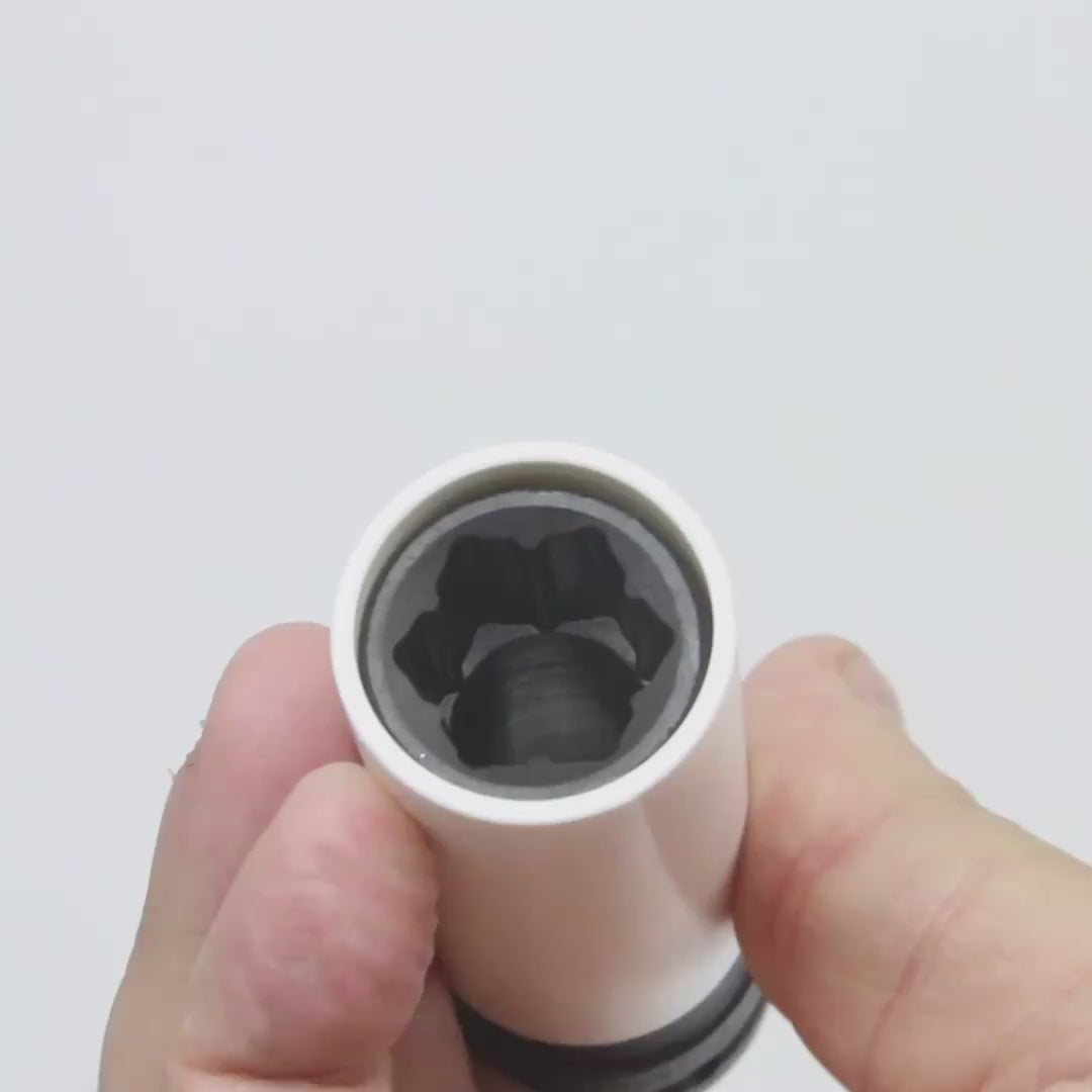 Load video: Hazet 905SLG-17 17mm Impact socket (special profile) for hybrid wheel bolts Mercedes-Benz 1/2"