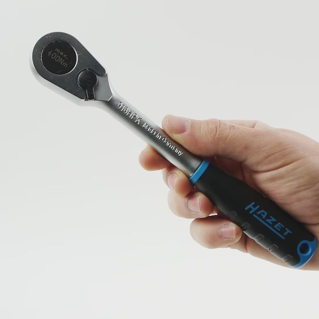 Load video: Hazet 916HPK Fine Tooth 1/2" Drive Reversible Ratchet, Short