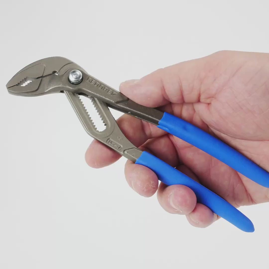 Load video: Gedore 142 7 TL Universal pliers 7", 17 settings