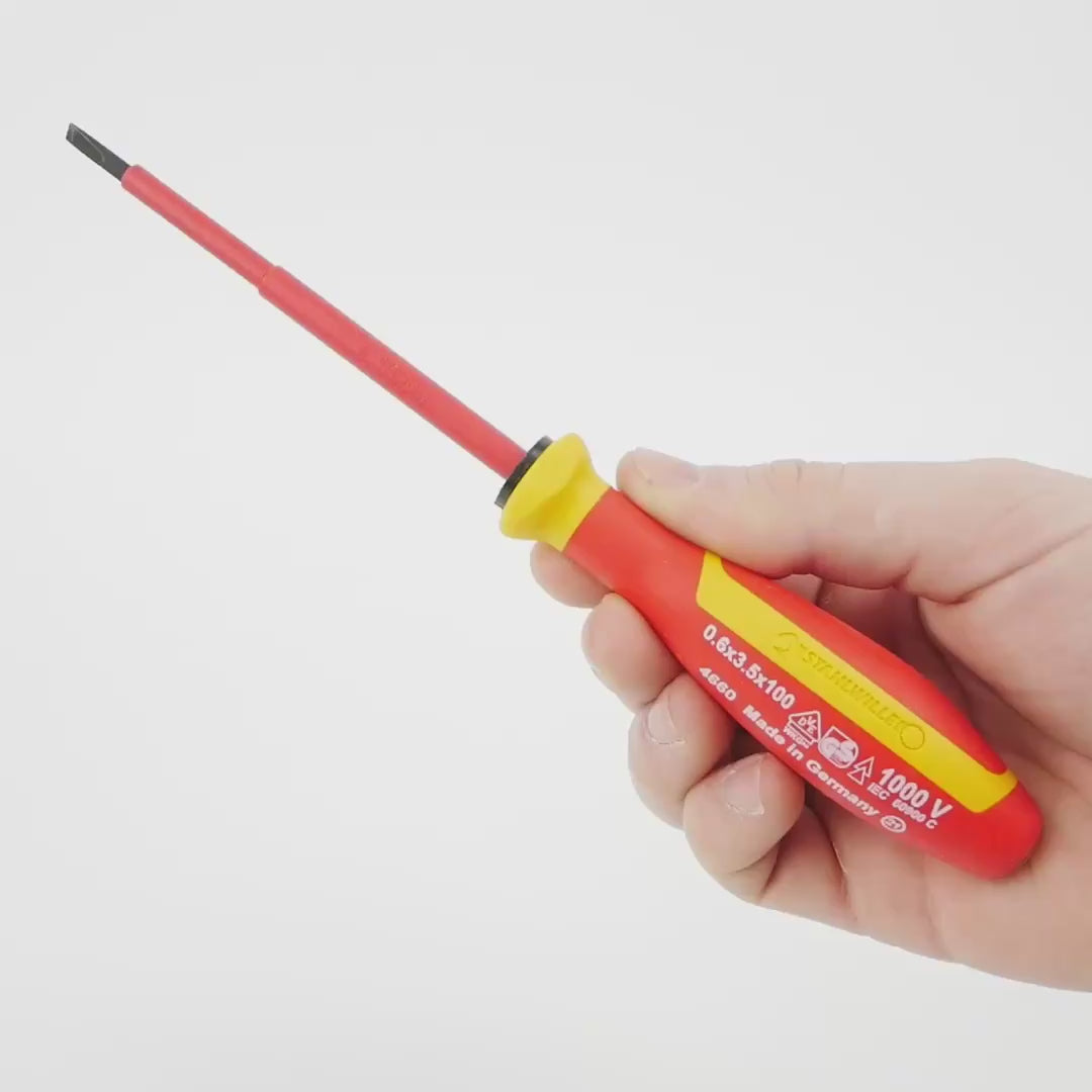Load video: Stahlwille 4660 Insulated Slotted Screwdriver VDE DRALL+, 3.5 x 100mm