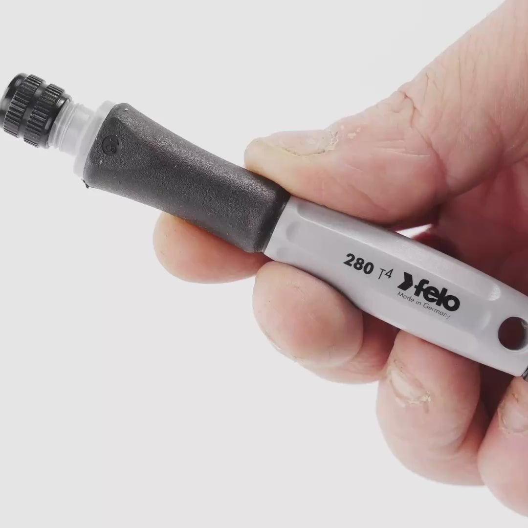 Load video: Felo T-4 Handle for Reversible Blades