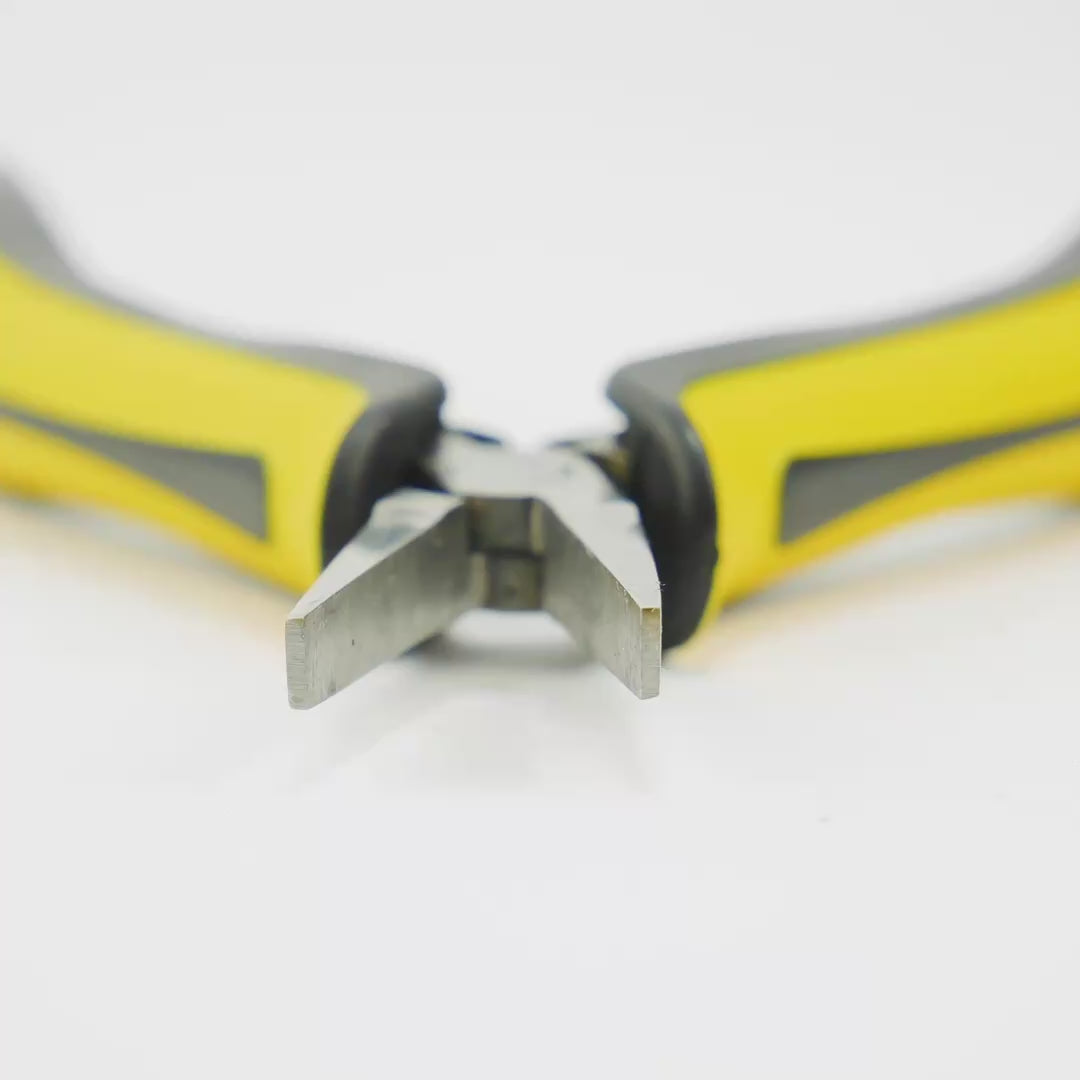 Load video: NWS 4.75" Flat Nose Pliers ESD  - SoftGripp