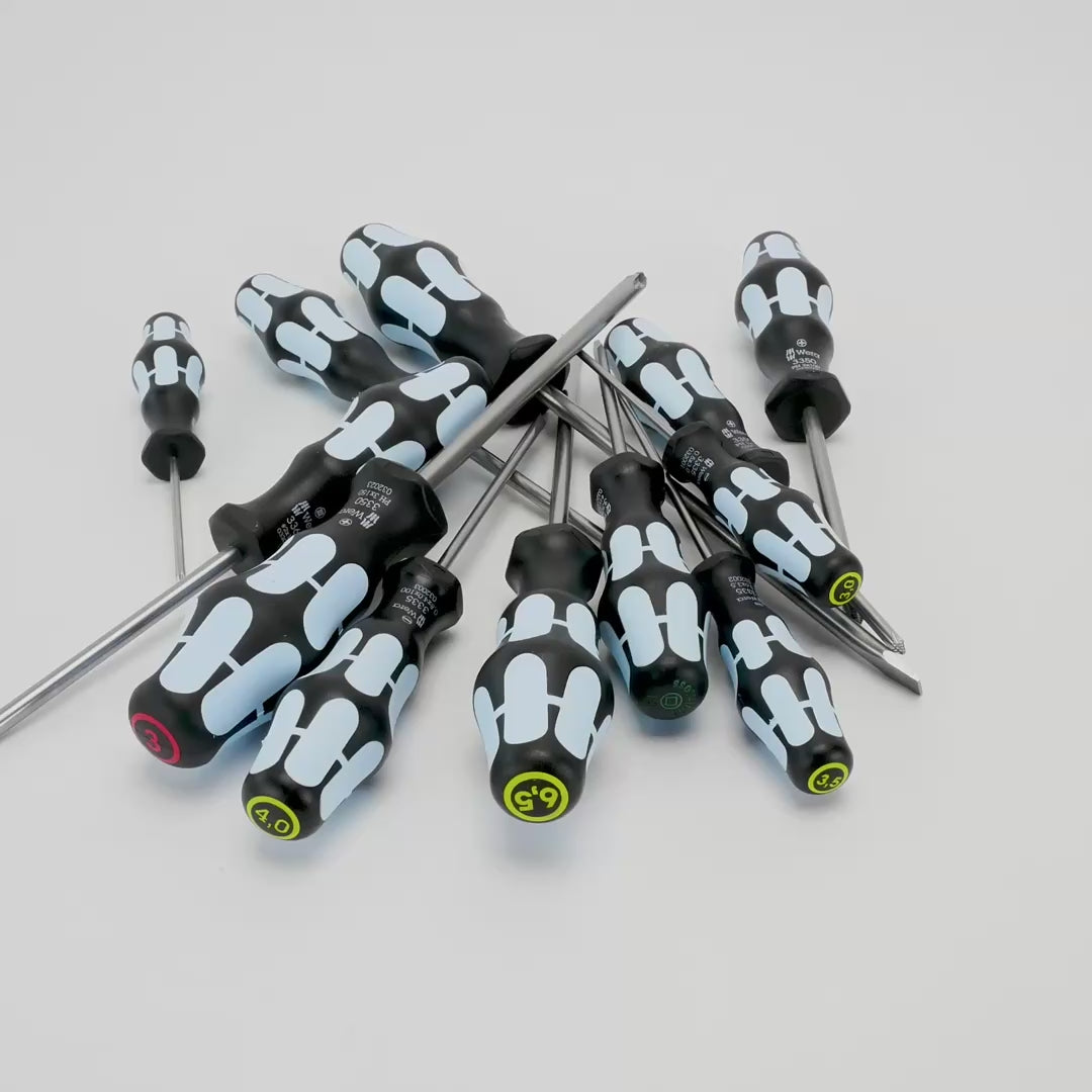 Load video: Wera 347903 Stainless Steel Slotted/Phillips/Square Screwdriver Set