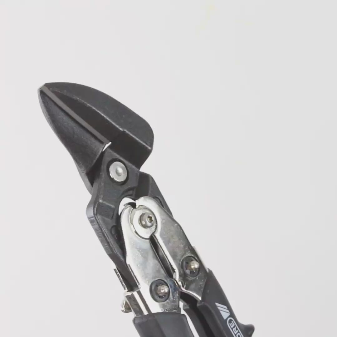 Load video: Gedore 424026 Ideal Right-hand Pattern Snips with Lever Action, 260 mm