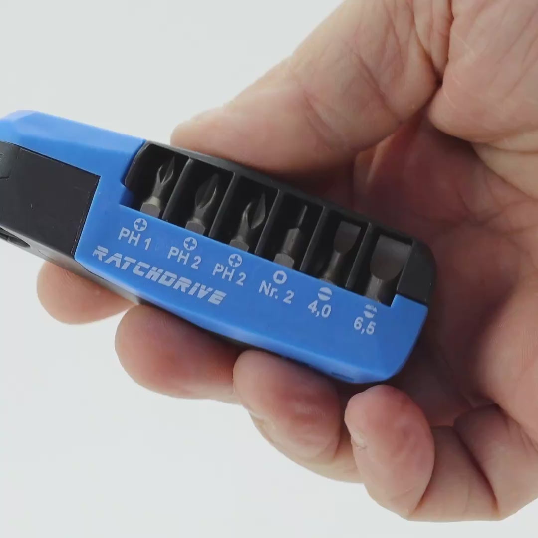 Load video: Witte Pro Ratchdrive All-in-one Phillips/Square/Slotted Bit Set, 7 Pieces
