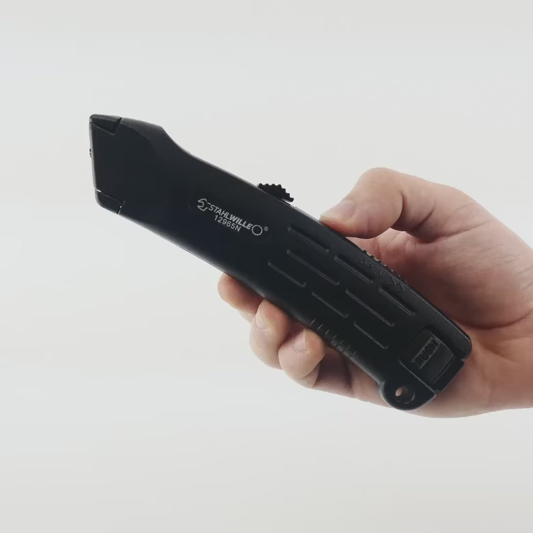 Load video: Stahlwille 12965N Utility Knife