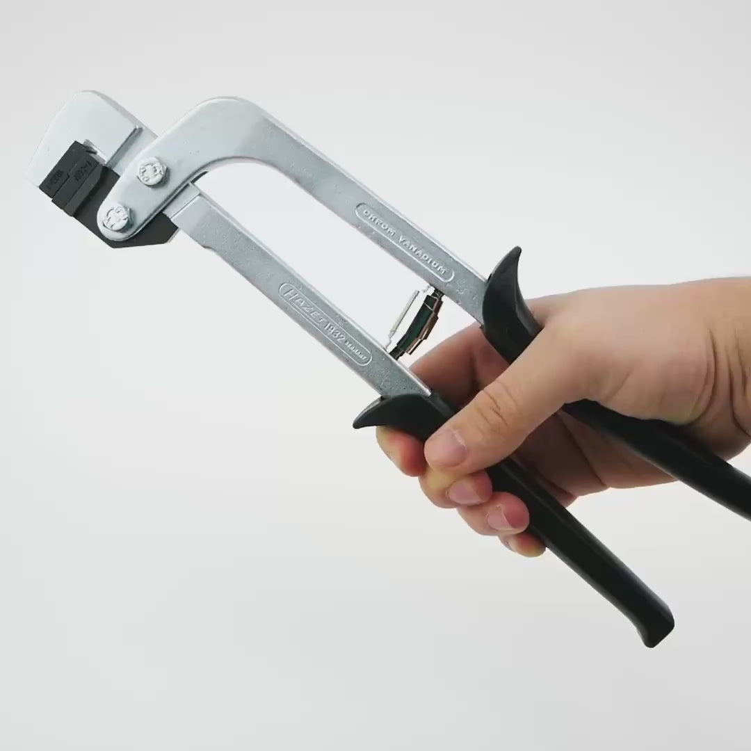 Load video: Hazet 1932-1 Flange tool