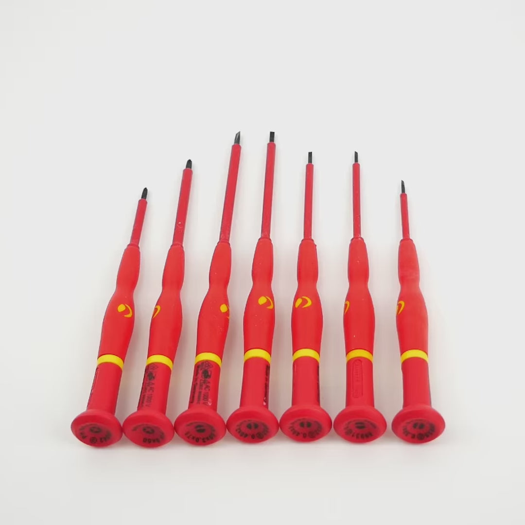 Load video: Witte Pro Wittron VDE Slotted and Phillips Screwdriver Set, 7 Pieces