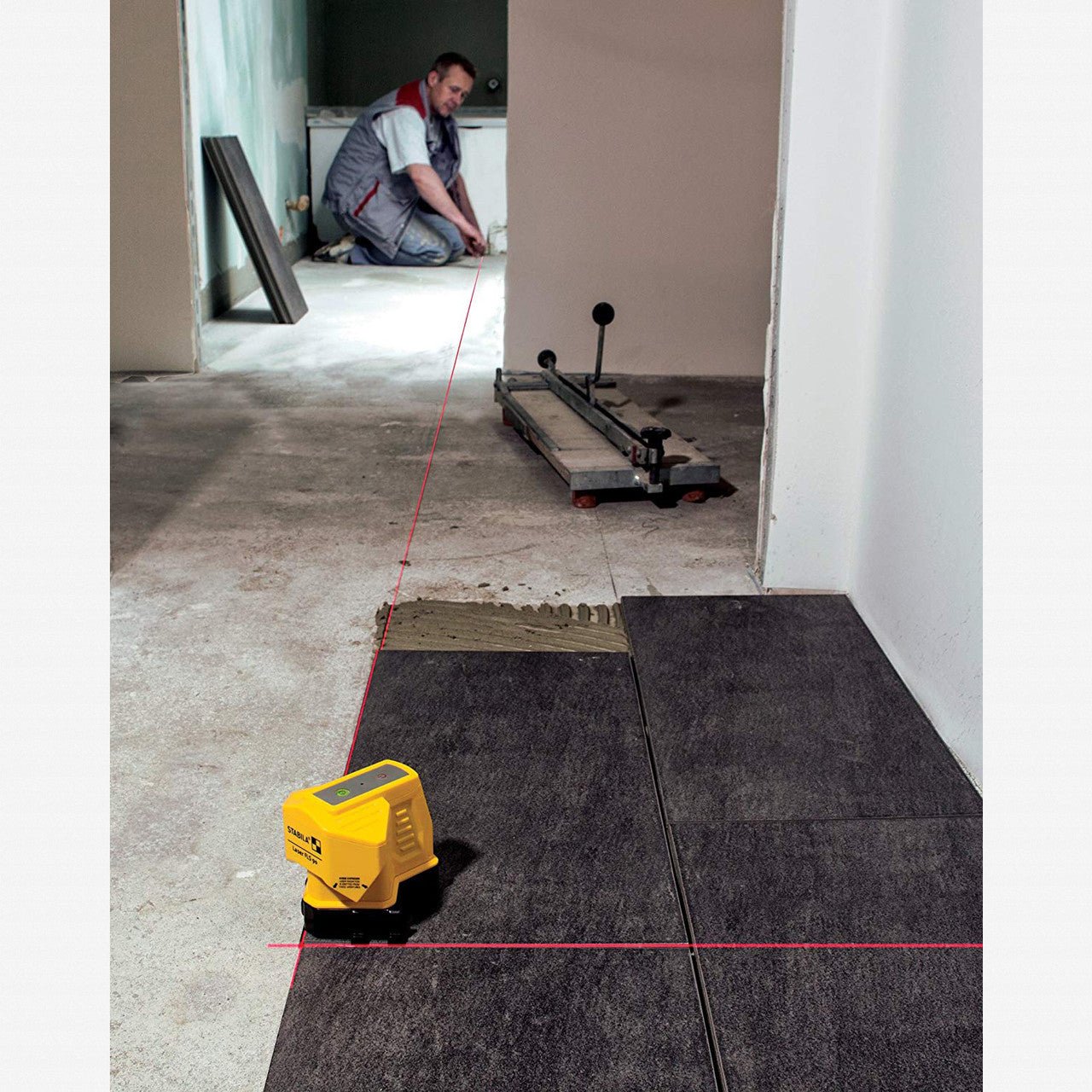 Stabila FLS90 Floor Line Laser - SA04490 - KC Tool