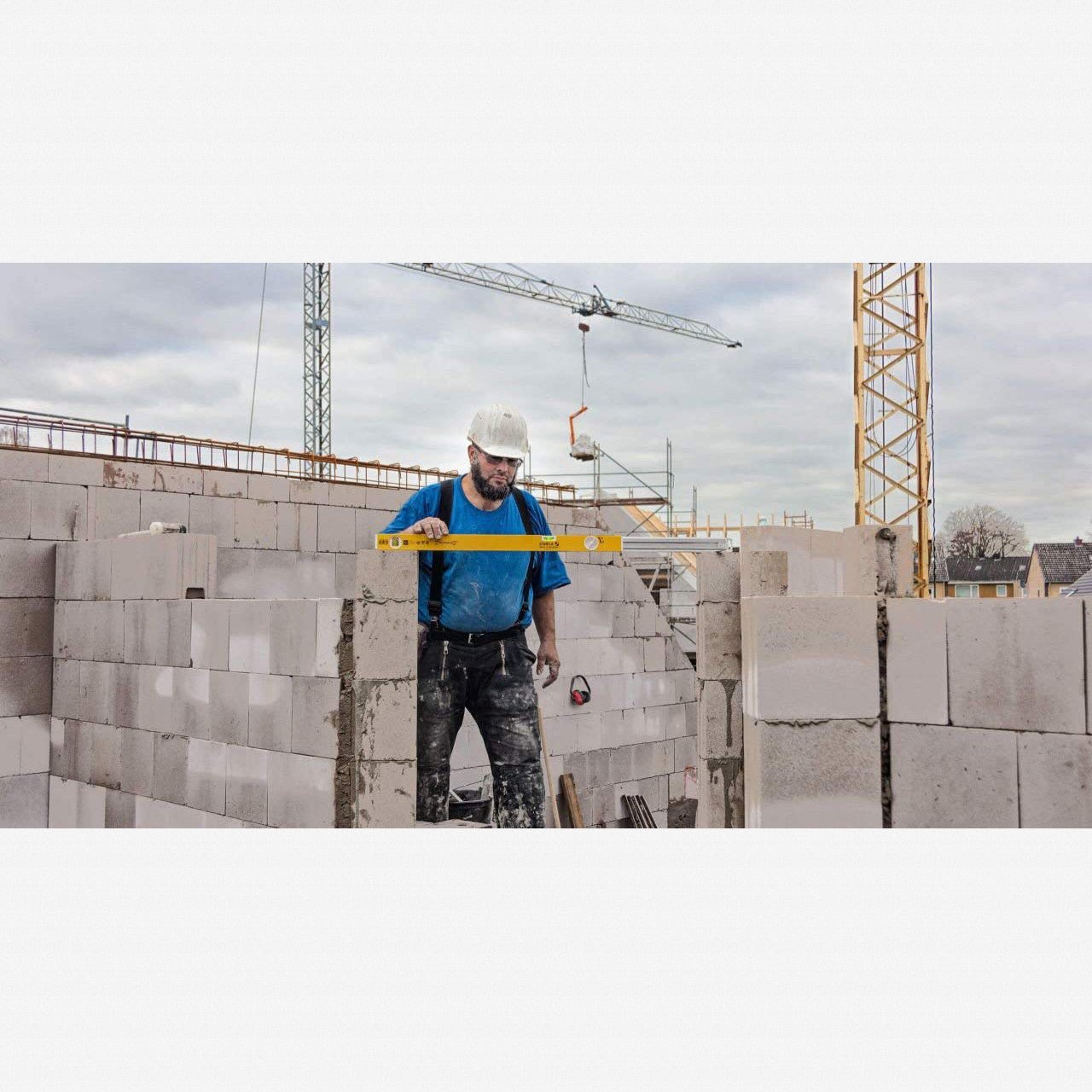 Stabila Type 80T Extendable Level, 25" - 41" - SA29441 - KC Tool