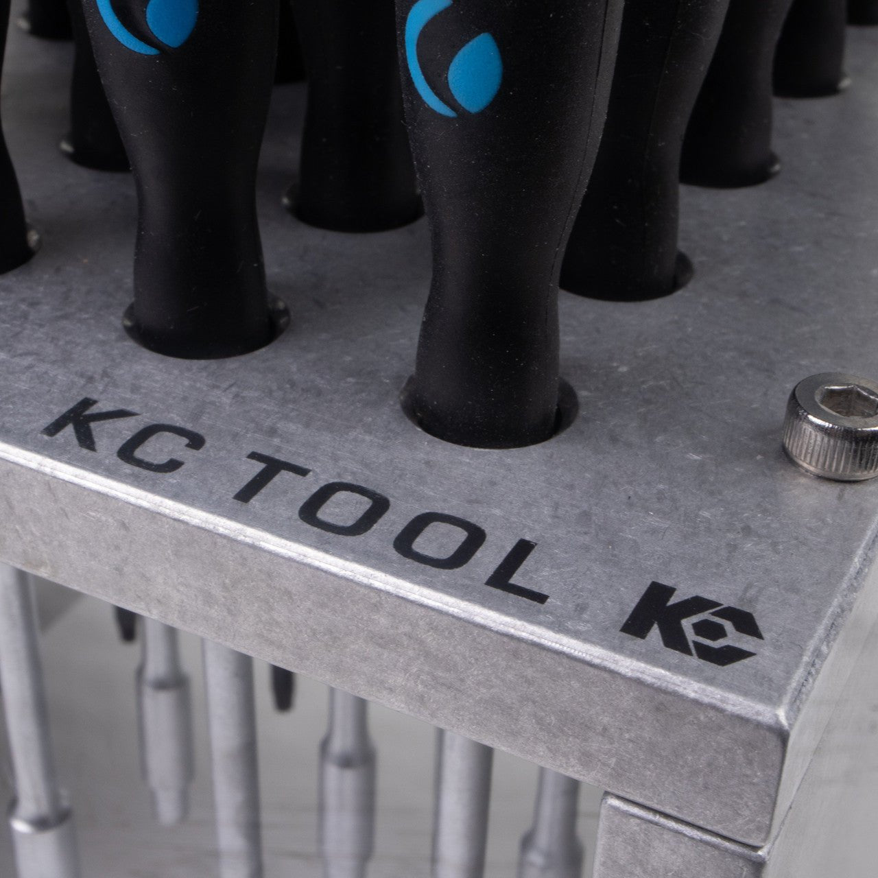 Witte x KCT Precision Screwdriver Set w/ KC Tool Bench Top Stand, 26 Pieces - KCT8326 - KC Tool